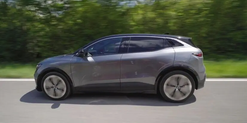 Der E-Motor gibt Designern mehr Möglichkeiten. Aber wieso sieht ein Elektroauto aus, wie es aussieht und welchen Einfluss hat der Antrieb. Der Experte erklärt.
