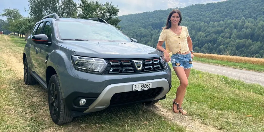 Bei Dacia ist alles günstiger. Doch für den Preis muss man auf gewisse Dinge verzichten. Ob es ein schlimmer oder ein schlauer Verzicht ist, zeigt der GO! Test.