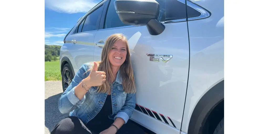 Der Plug-in-Hybrid ist ein Verbrauchswunder – wenn man ihn richtig benutzt. Wie man das macht, zeigt GO! Redaktorin Laila mit dem Mitsubishi Eclipse Cross.