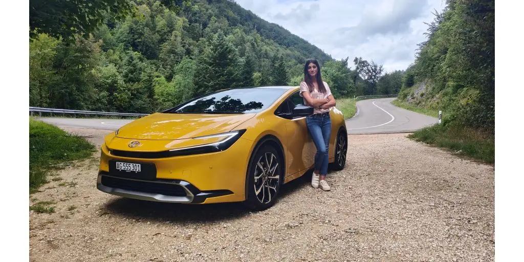 Der Toyota Prius ist seit jeher das Symbol für umweltfreundliche Mobilität. Doch der neueste Spross der Familie bietet mehr als nur ein grünes Gewissen.