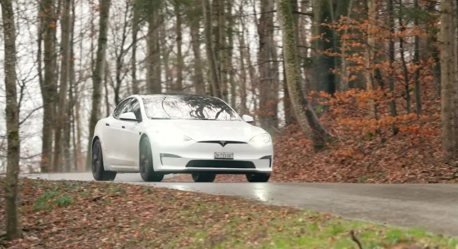 Tesla Model S Plaid