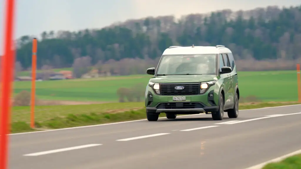 Ford Courier
