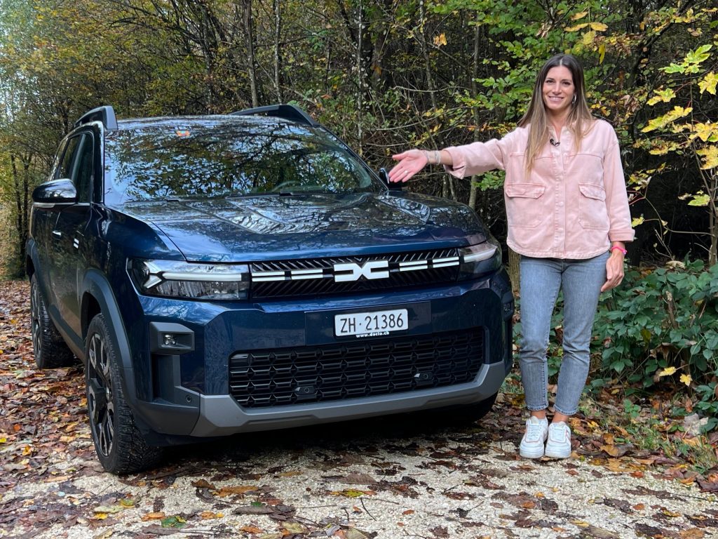 Weniger Bildschirm, mehr Knöpfe: Darum passt der Dacia Bigster zu Cyndie